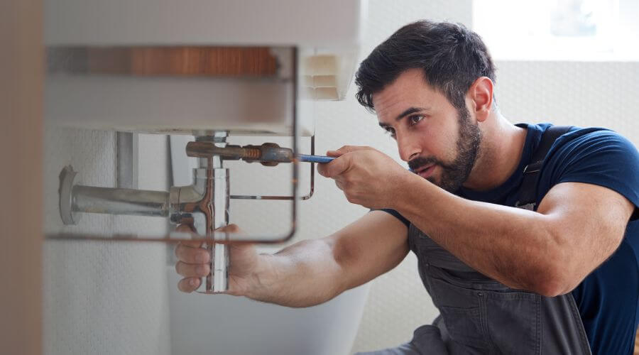 Professional water heater installation services in Midlothian, TX